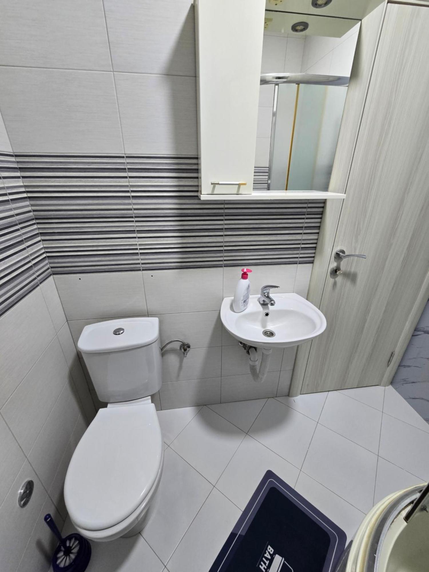 Apartman Tolosi Podgorica Exterior foto